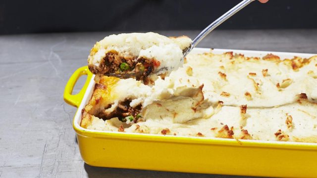 طريقة عمل فطيرة الراعي النباتية