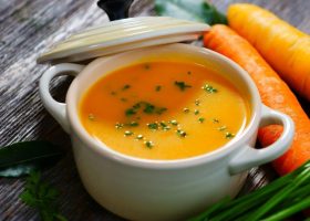 طريقة عمل شوربة الجزر الفرنسية