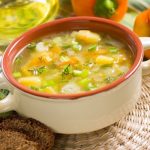 طريقة عمل شوربة الشوفان بالدجاج والخضار
