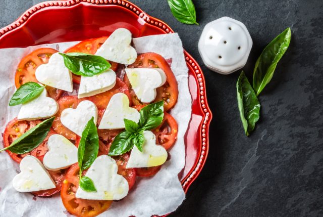 طريقة عمل سلطة كابريس دايت