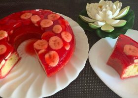 طريقة عمل كيك الجيلي بالموز