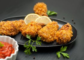 طريقة عمل سلمون بالبقسماط