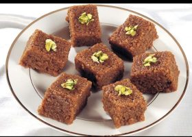 طريقة عمل حلى السميد بالكاكاو