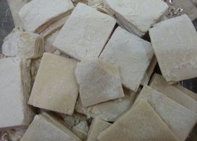 طريقة عمل حلى البشمينا الحمصية