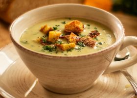 طريقة عمل شوربة الثوم الإيطالية