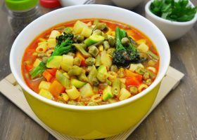 طريقة عمل شوربة الخضار المغربية