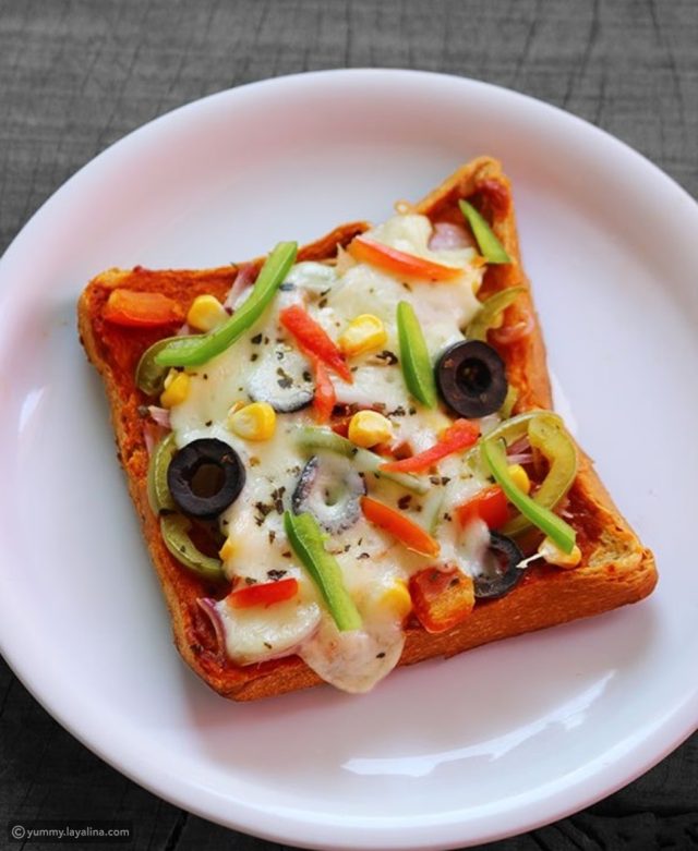 طريقة عمل بيتزا التوست بدون فرن