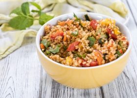 طريقة عمل سلطة الإيتش التركية