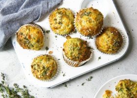 طريقة عمل اومليت مافن للفطور