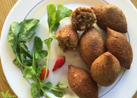 طريقة عمل كبة البطاطا بحشوة الجوز