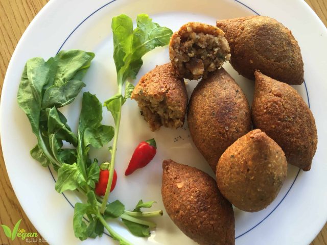 طريقة عمل كبة البطاطا بحشوة الجوز