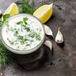 طريقة عمل شوربة الزبادي بالنعنع