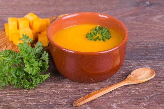 طريقة عمل شوربة القرع بالبرتقال