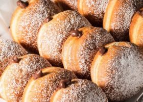 طريقة عمل دوناتس بالقرفة بالفرن