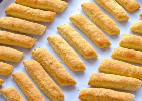 طريقة عمل قراقيش بالزيت والسكر