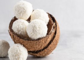 طريقة عمل كرات السكر الهنديه