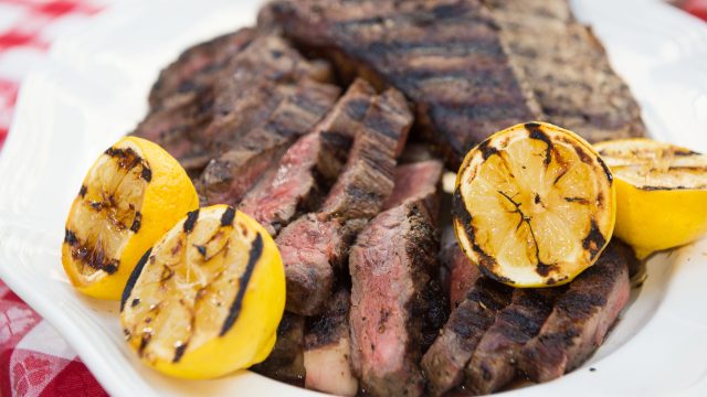 طريقة عمل ستيك لحم بنكهة الليمون