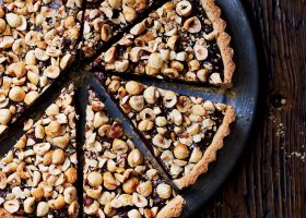 طريقة عمل تارت الشوكولاتة بالبندق