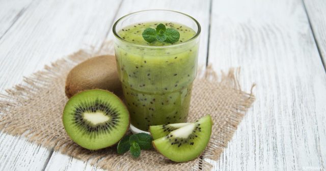 طريقة عمل سموذي الكيوي