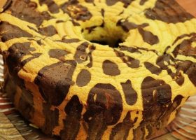 طريقة عمل كيكة الفهد الإسفنجية