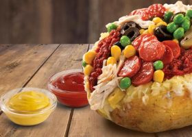 طريقة عمل بطاطس لندن المشوية