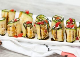 طريقة عمل لفائف الكوسا المشوية بالجبن للرجيم