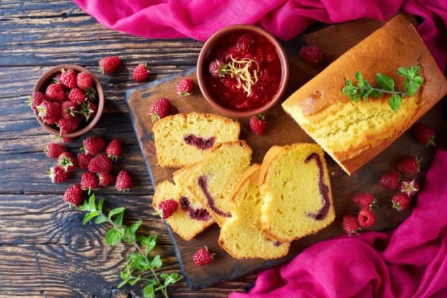 طريقة عمل كيك البرتقال بالكرانبيري