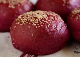 طريقة عمل عجينة الشمندر للمعجنات