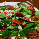 طريقة عمل سلطة الليمون بالرمان واللوز