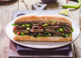 طريقة عمل ساندويش الكبدة بدبس الرمان