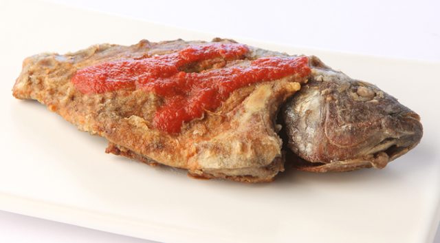 طريقة عمل السمك البلطى بالطماطم