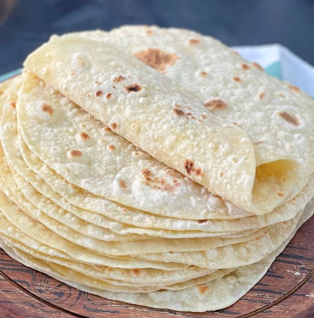 طريقة عمل خبز التورتيلا بزيت الزيتون