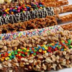 طريقة عمل اعواد البريتزل بالشوكولاته