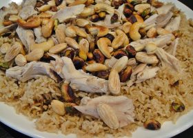 طريقة عمل أرز الدجاج بالقرفة