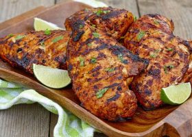 طريقة عمل دجاج مشوي بالأعشاب لرجيم صحي