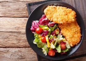 طريقة عمل بفتيك دجاج مقلي