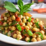 طريقة عمل يخنة الحمص والخضار