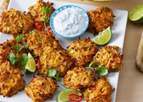 طريقة عمل باكورة هندية بدقيق الحمص