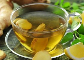 طريقة عمل شاي أخضر بالزنجبيل والعسل