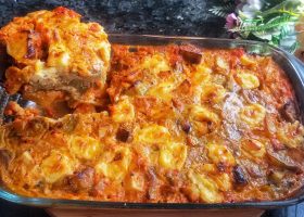 طريقة عمل غراتان البطاطس والباذنجان