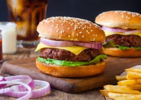 طريقة عمل برجر لحم في البيت