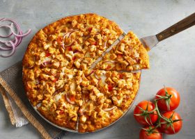 طريقة عمل بيتزا ديناميت دجاج