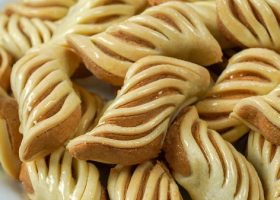 طريقة عمل حلوة المفلحة بالكاكاو