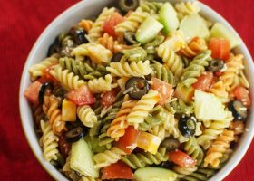 طريقة عمل سلطة خضار مع المكرونة لرجيم مثالي