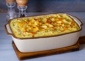 طريقة عمل فطيرة البطاطس بالفرن