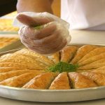 طريقة عمل البقلاوة بعجينة الجلاش