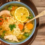 طريقة عمل شوربة لسان العصفور بالبطاطس والجزر