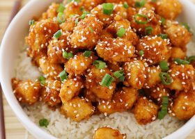 طريقة عمل دجاج بالسمسم من المطبخ الآسيوي