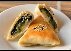 طريقة عمل فطائر السبانخ