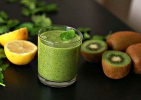 طريقة عمل عصير الكيوي بالليمون والنعناع